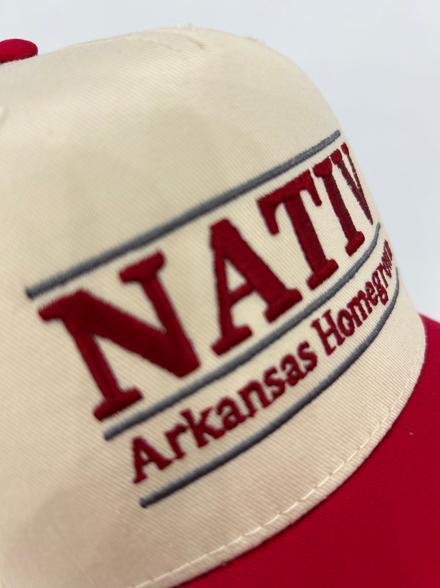 nativ collegiate ~ red & natural